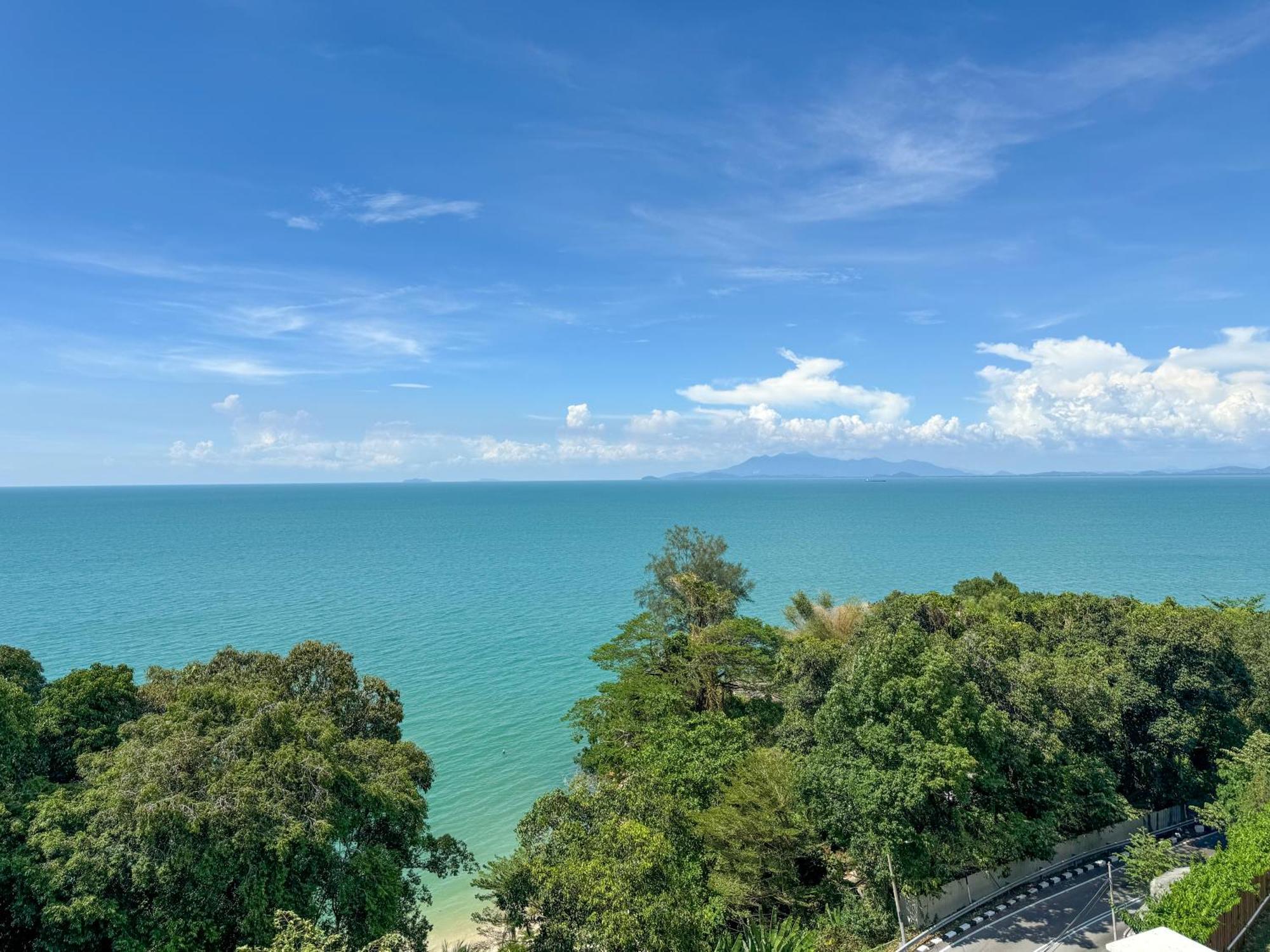 Panoramic Seaview Holiday Home - Batu Feringgi Luaran gambar